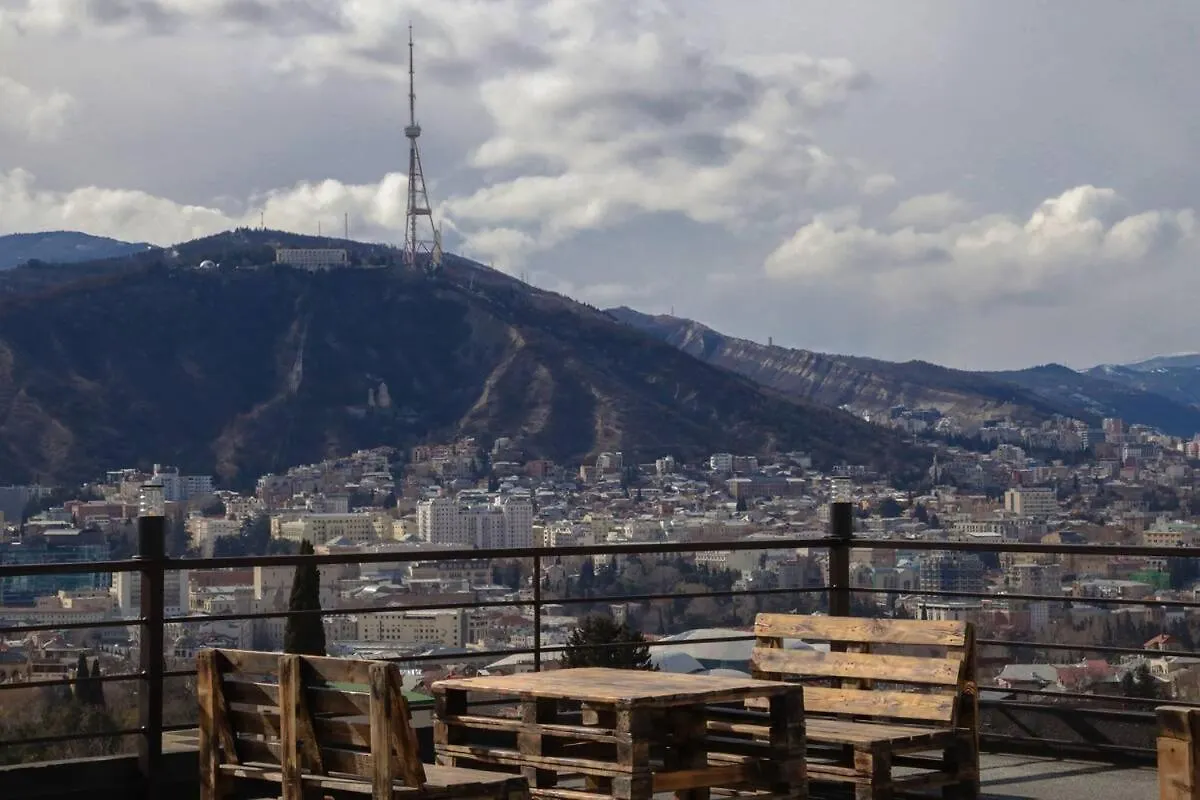 Blue Eyes Hotel Tbilisi